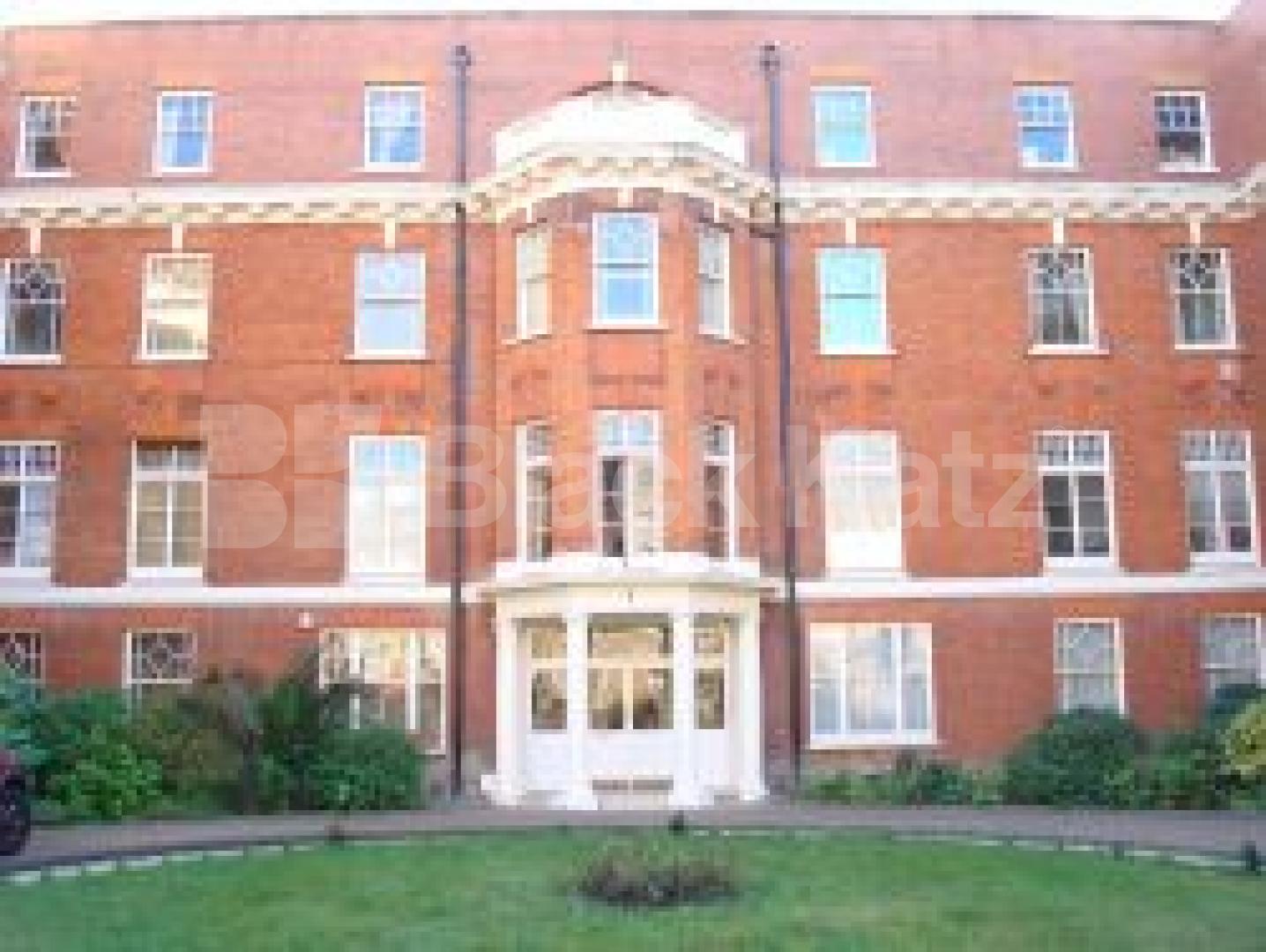 			New Instruciton, 3 Bedroom, 1 bath, 1 reception Flat			 Elgin Avenue, MAIDA VALE W9